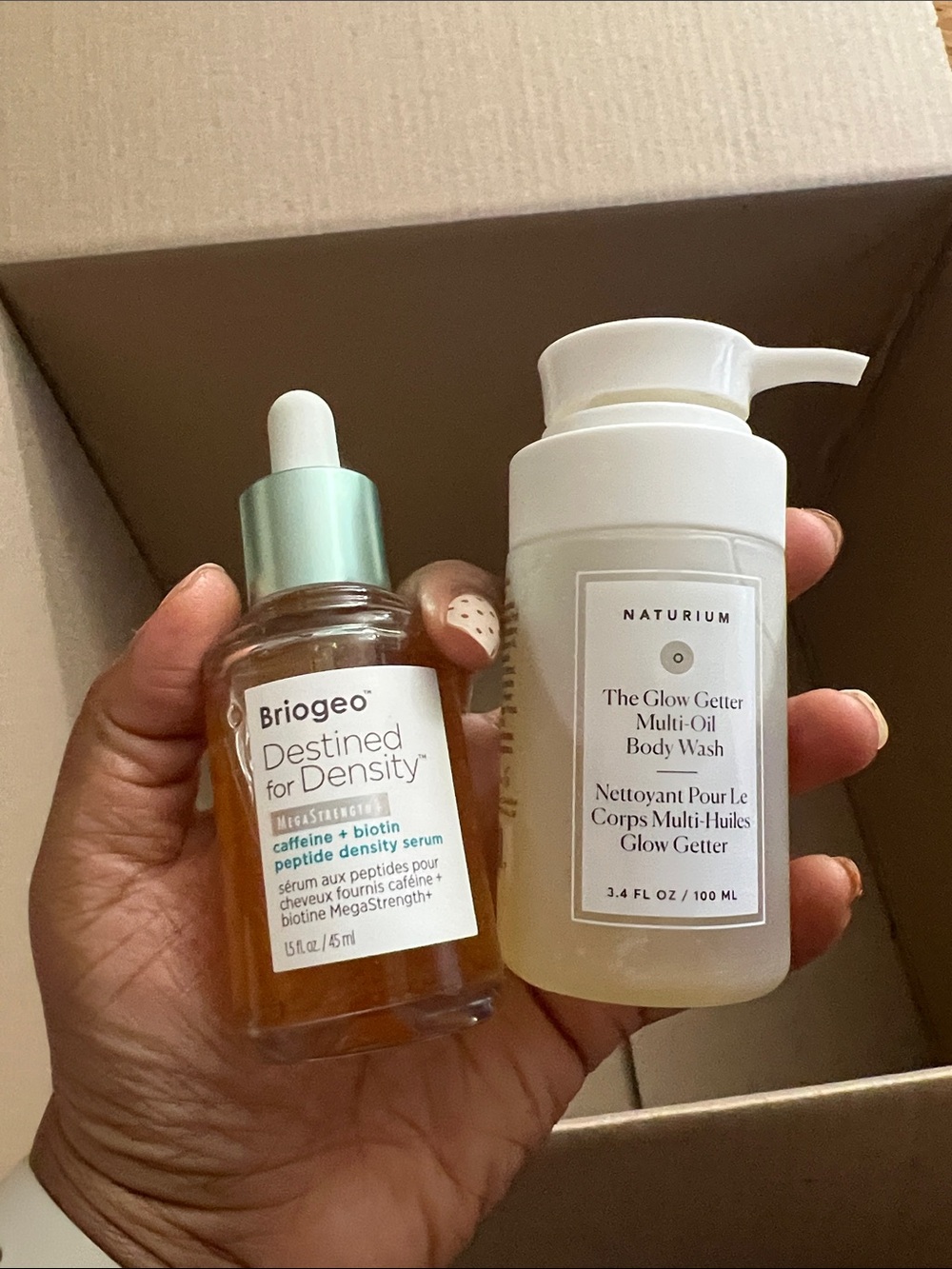 Mini Naturium Glowgetter and Briogeo hair serum!